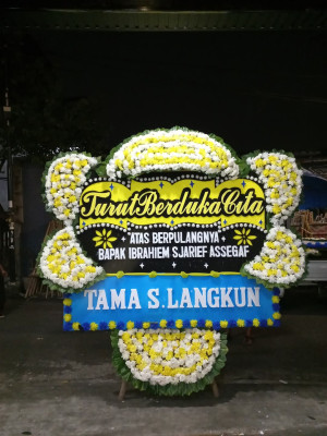 Papan Bunga Duka di Hulu Sihapas